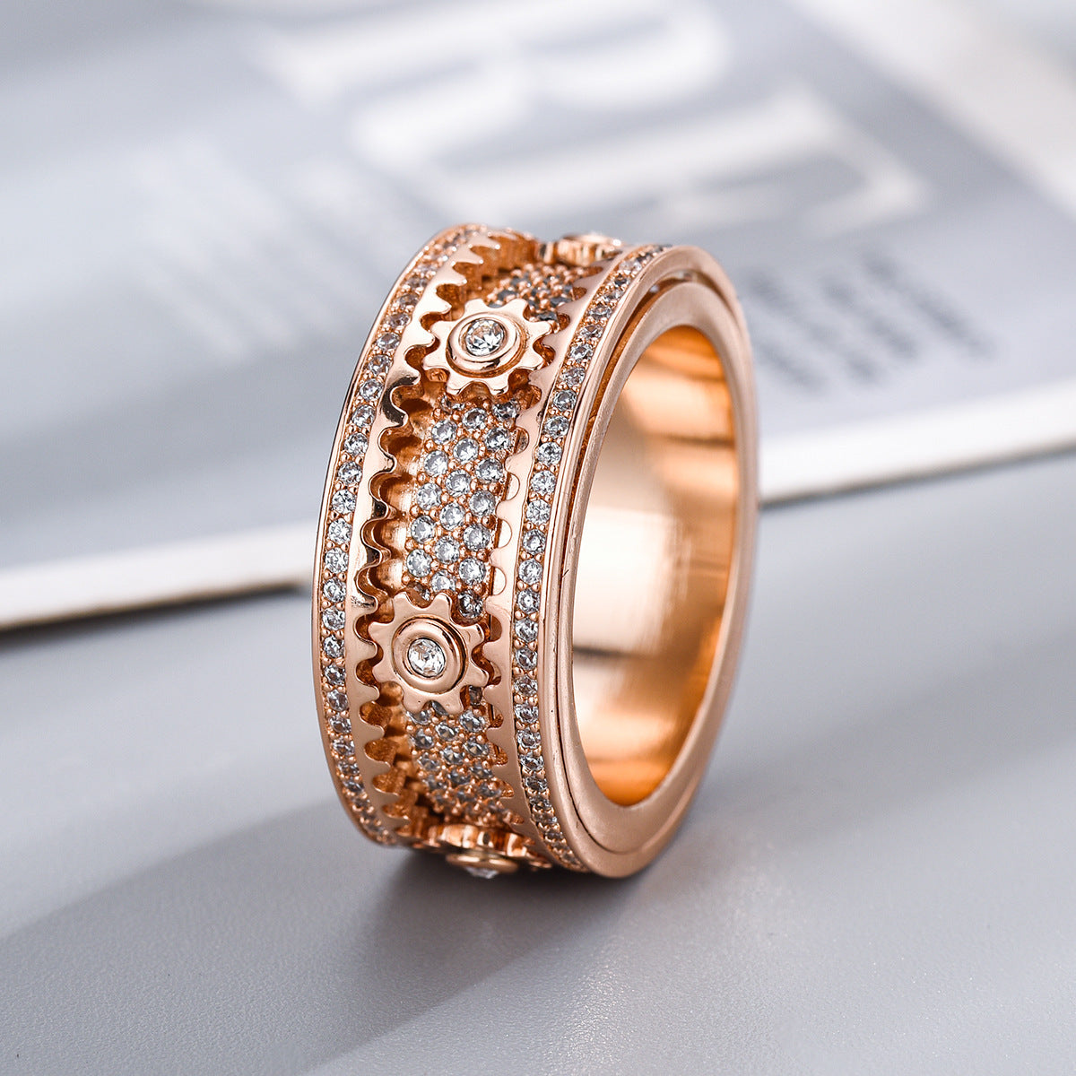 Rotating Diamond Gear Ring